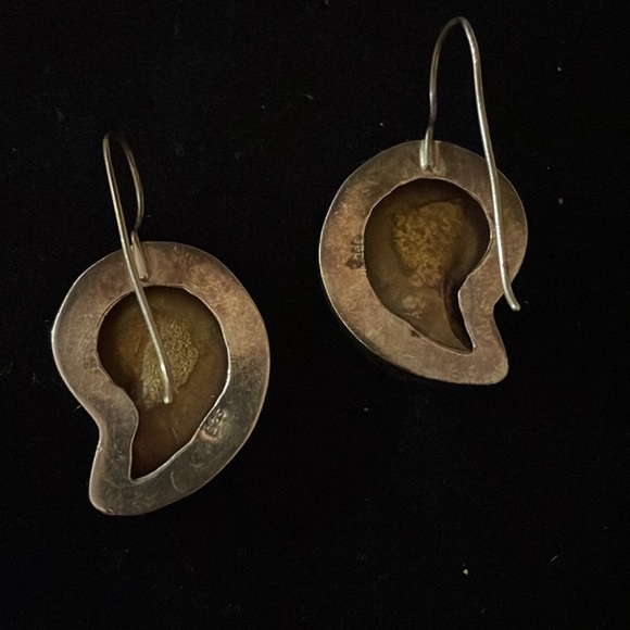 Jewelry - Picture 5 of 5